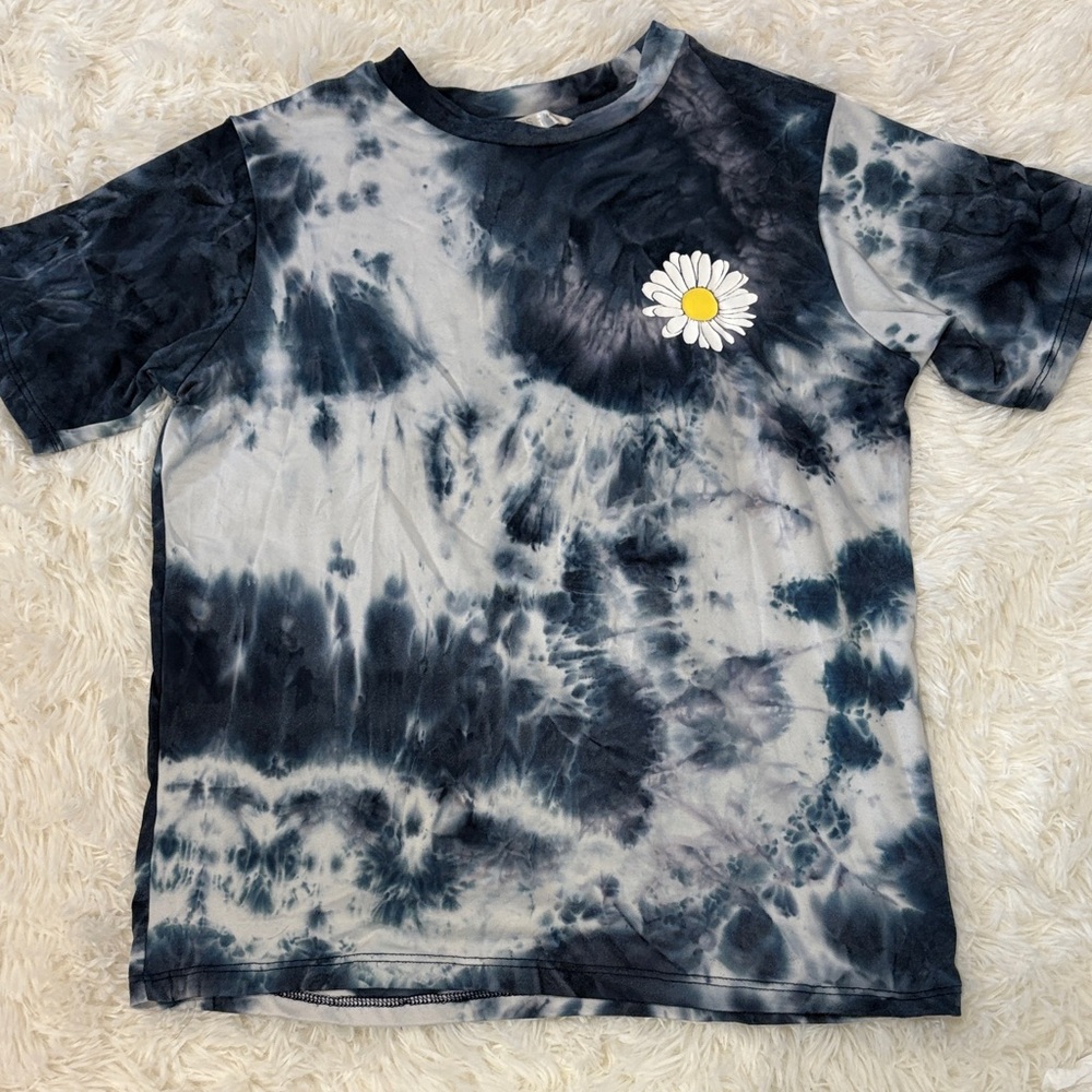 Urban Planet Black and White Tie-Dye Kids T-Shirt with Daisy